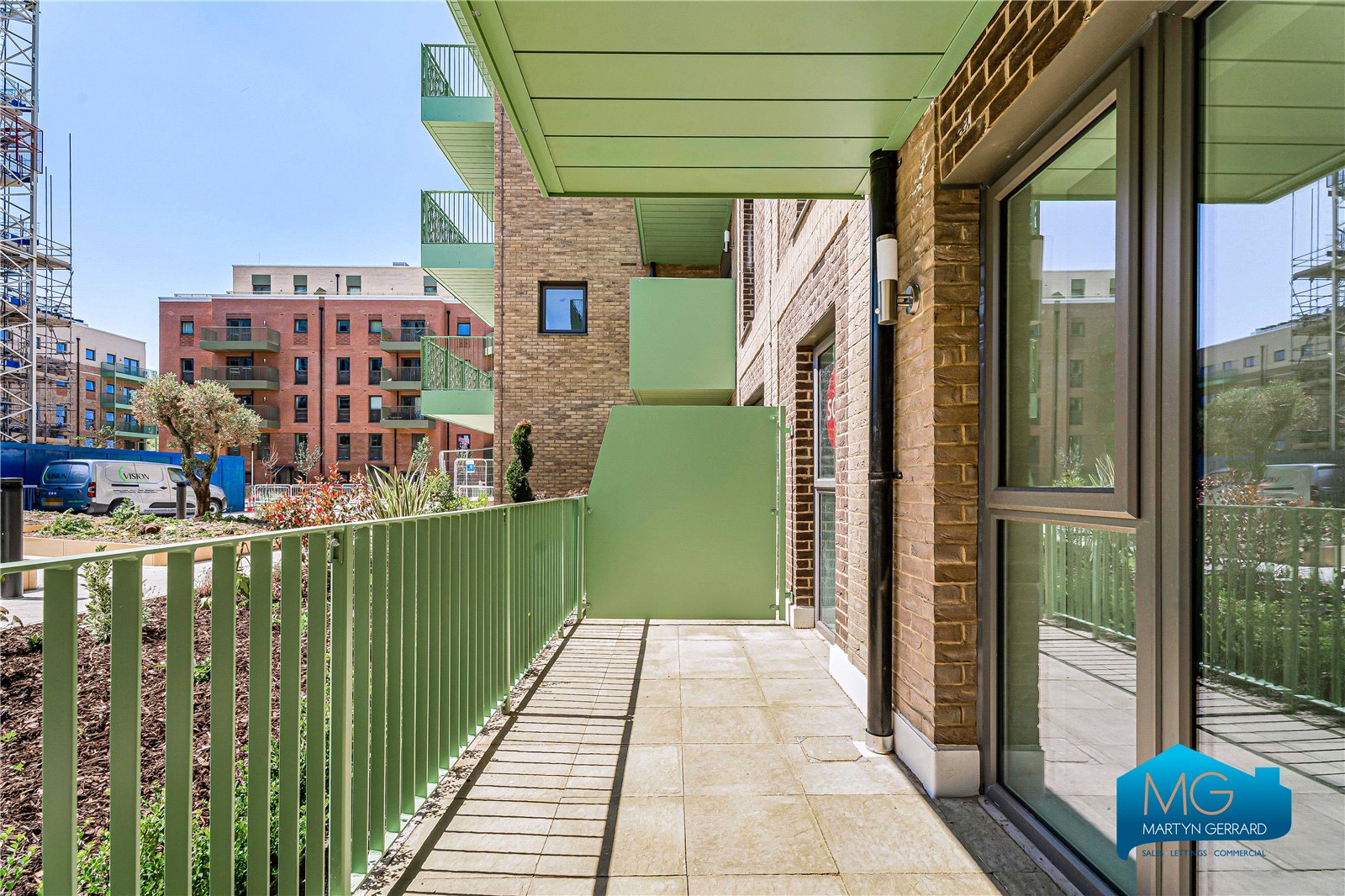 1 bedroom Ground Floor Flat to rent - Martyn Gerrard