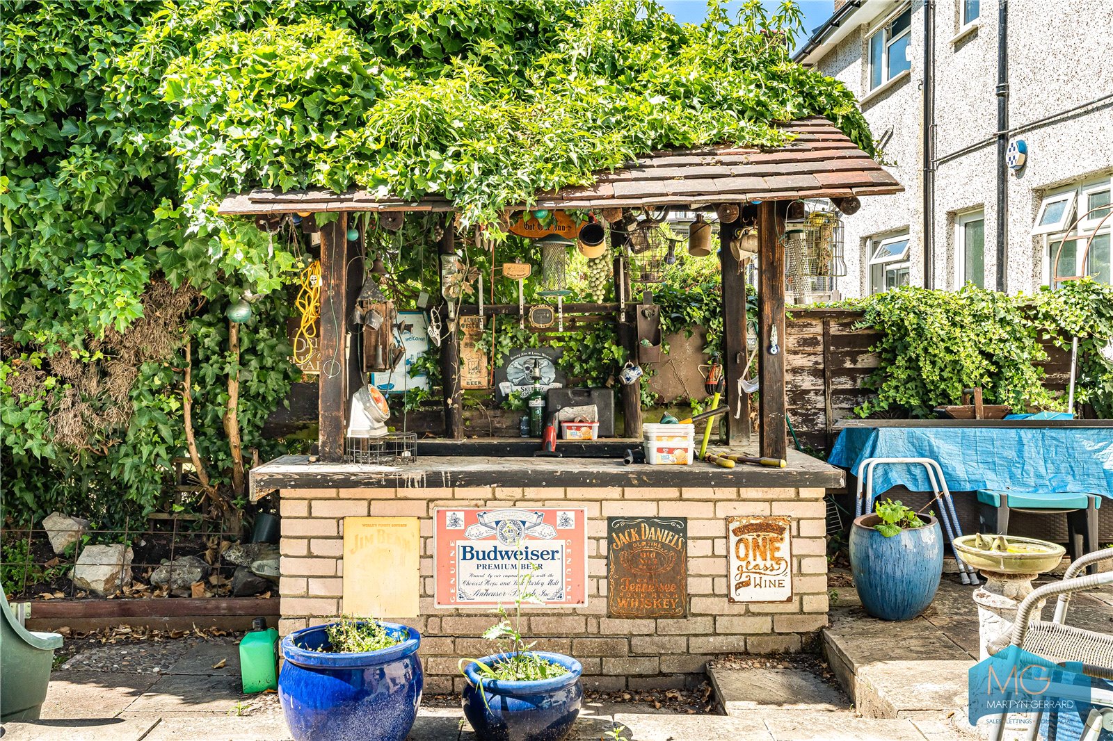 3 bedroom Terraced House for sale - Martyn Gerrard