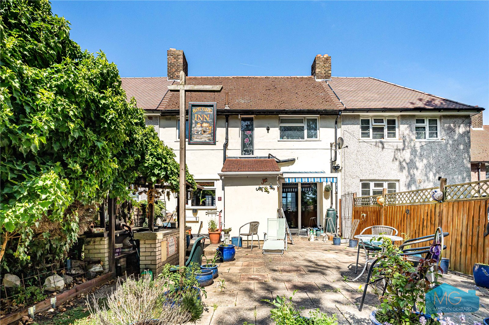 3 bedroom Terraced House for sale - Martyn Gerrard