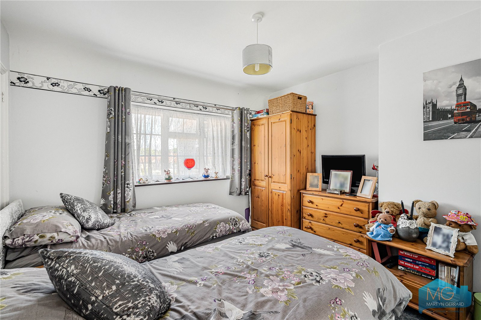 3 bedroom Terraced House for sale - Martyn Gerrard