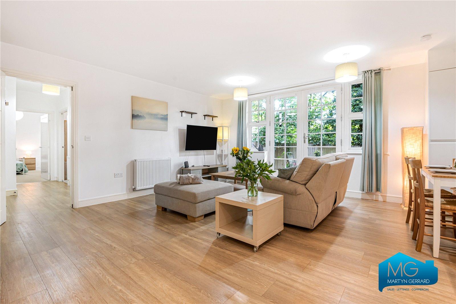 2 bedroom Ground Floor Flat to rent - Martyn Gerrard