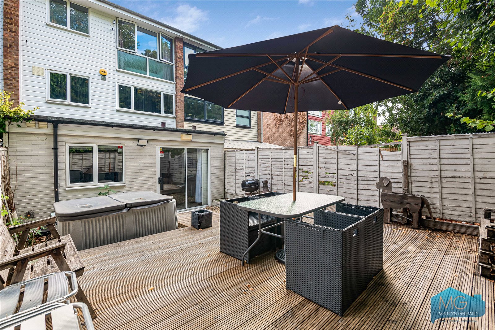 4 bedroom Terraced House for sale - Martyn Gerrard