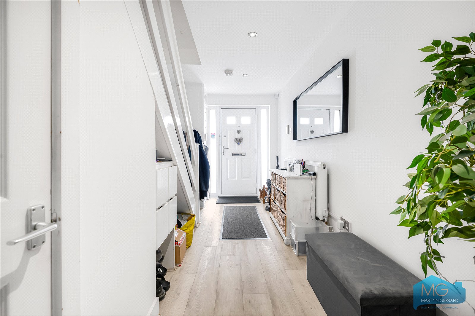 4 bedroom Terraced House for sale - Martyn Gerrard
