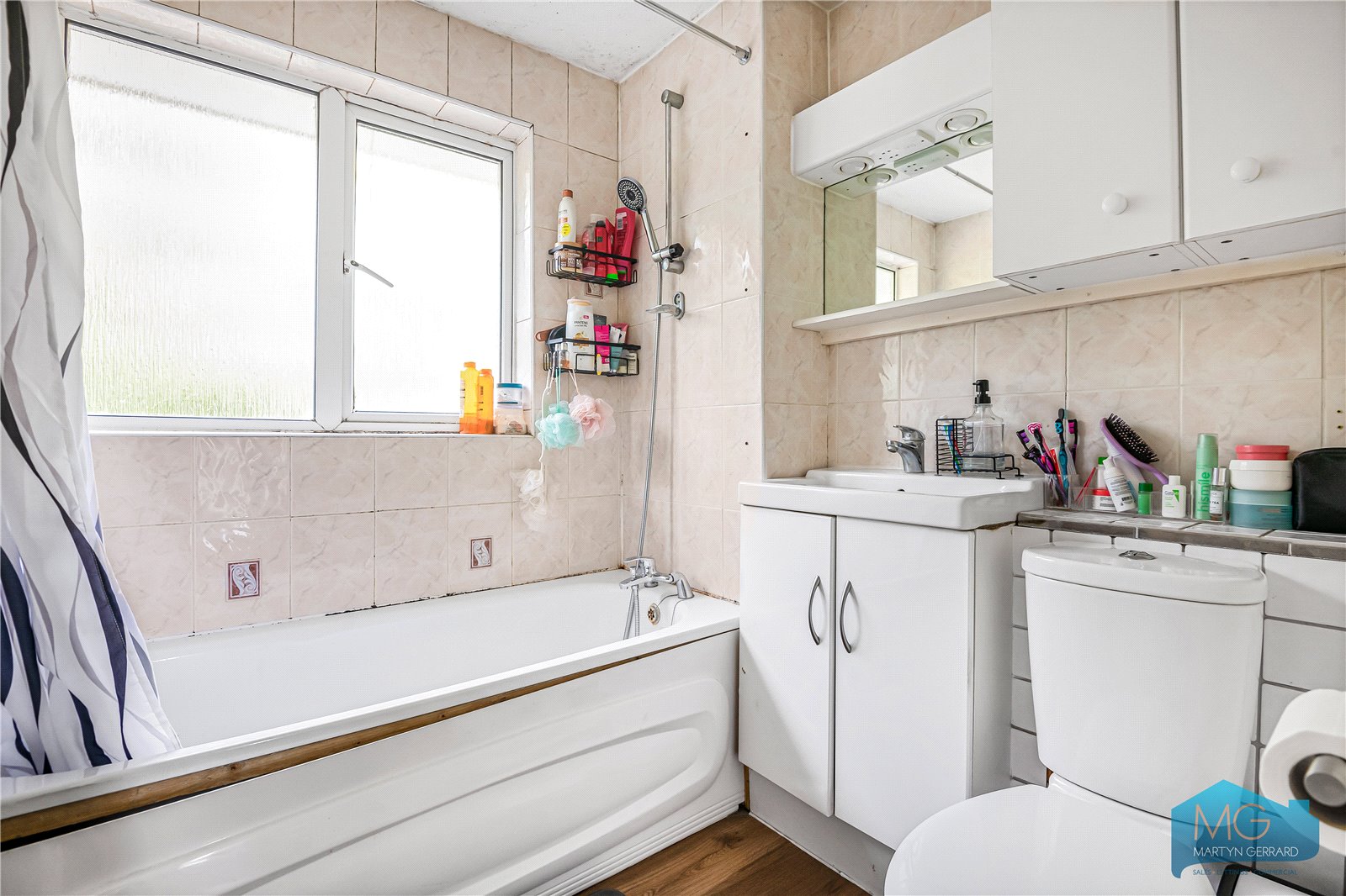 4 bedroom Terraced House for sale - Martyn Gerrard