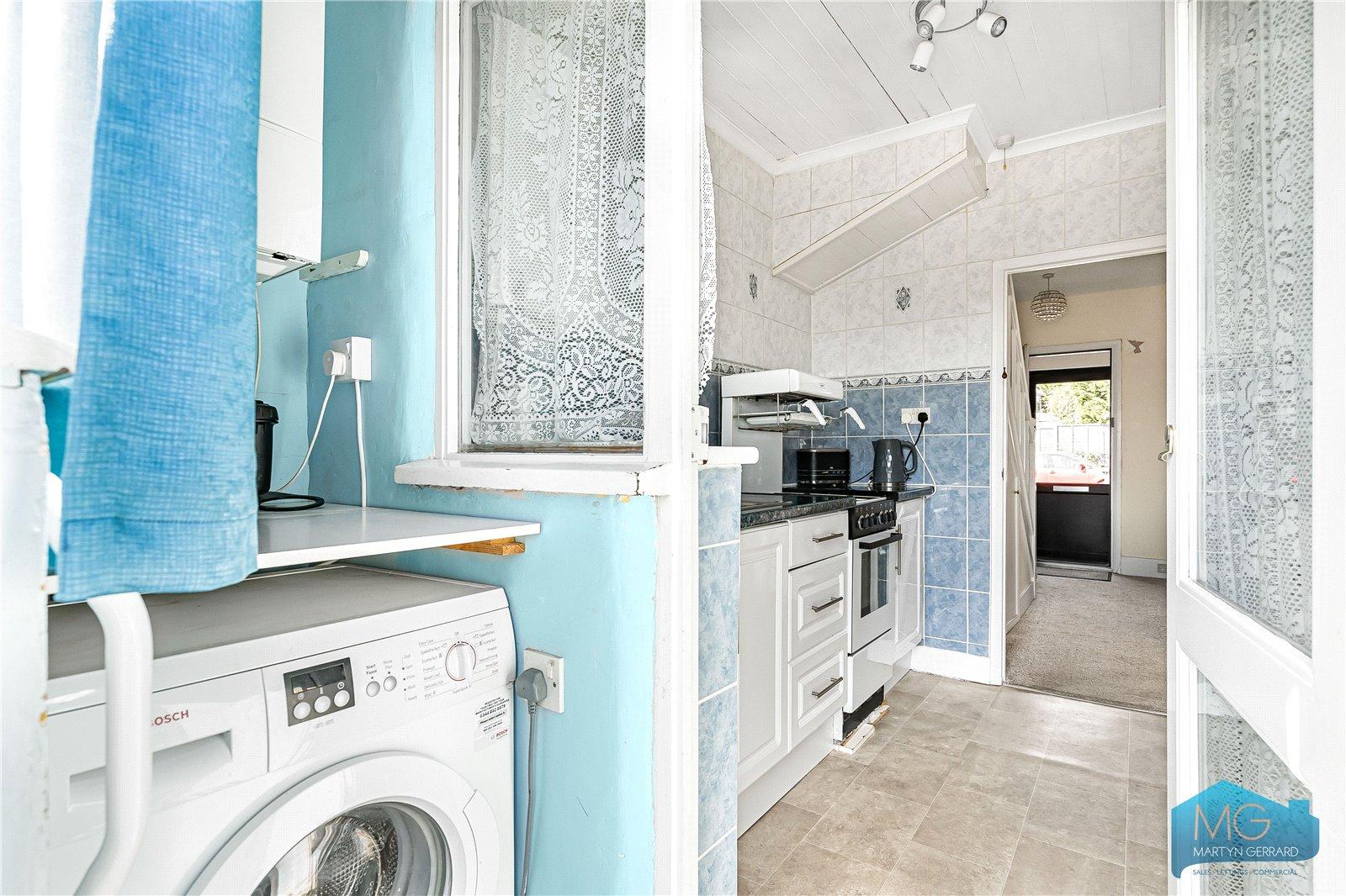 3 bedroom Semi-Detached House for sale - Martyn Gerrard