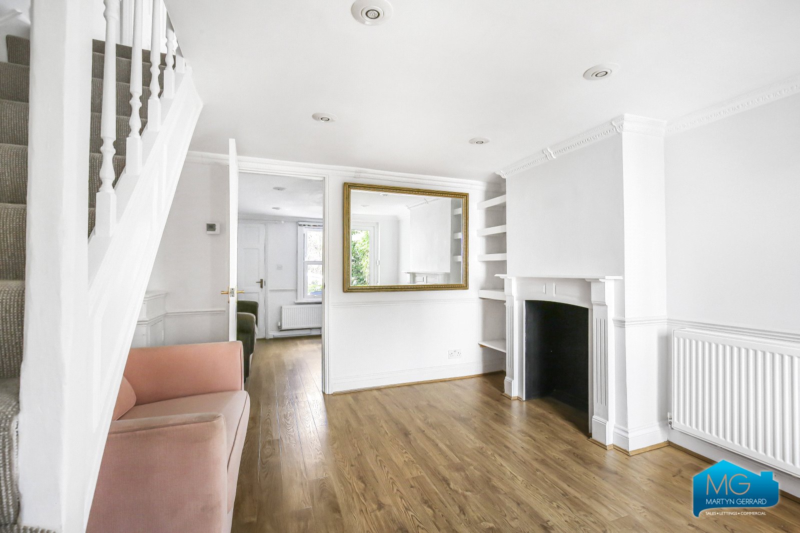 2 bedroom Terraced House to rent - Martyn Gerrard