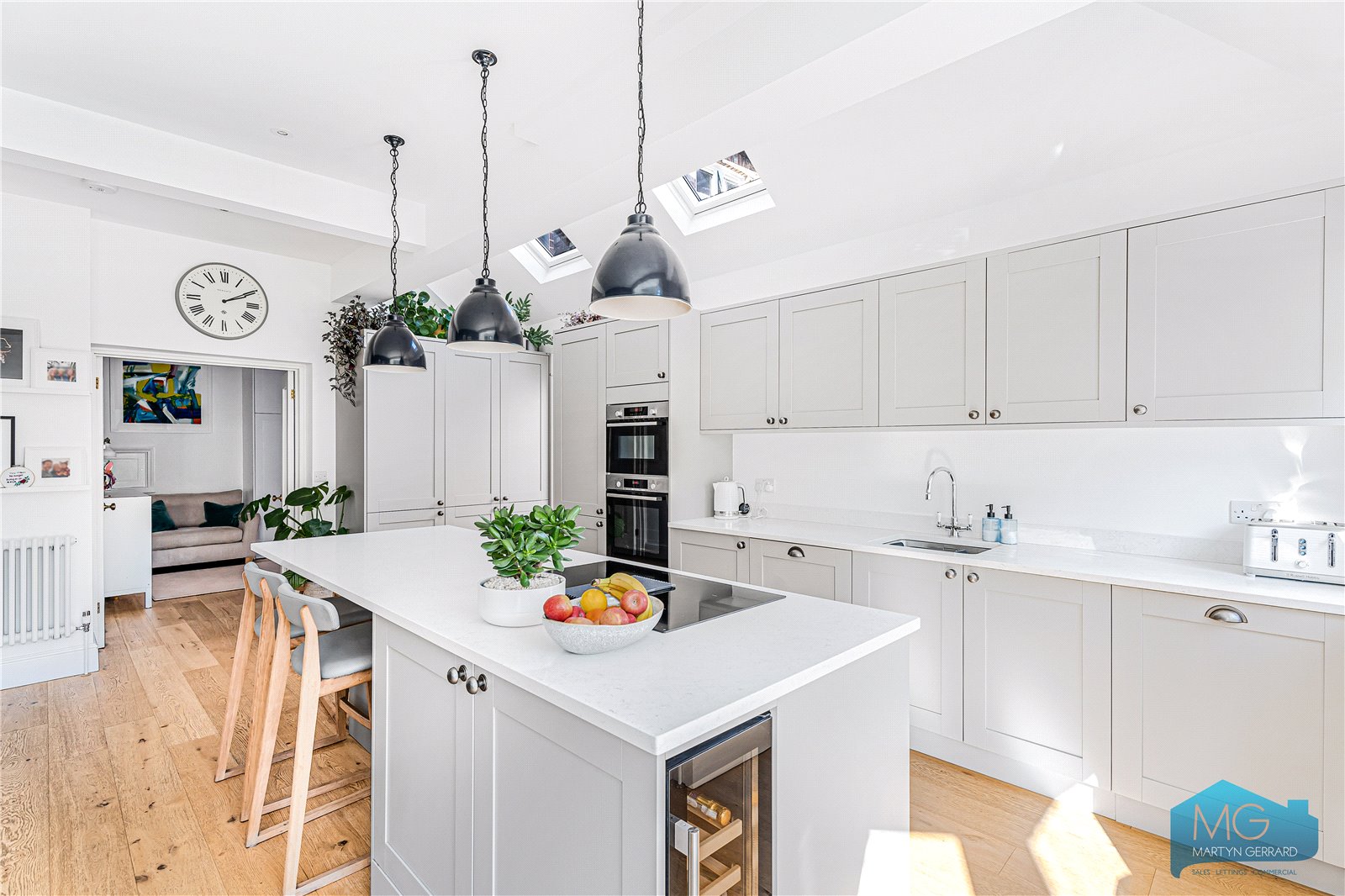 4 bedroom Semi-Detached House for sale - Martyn Gerrard