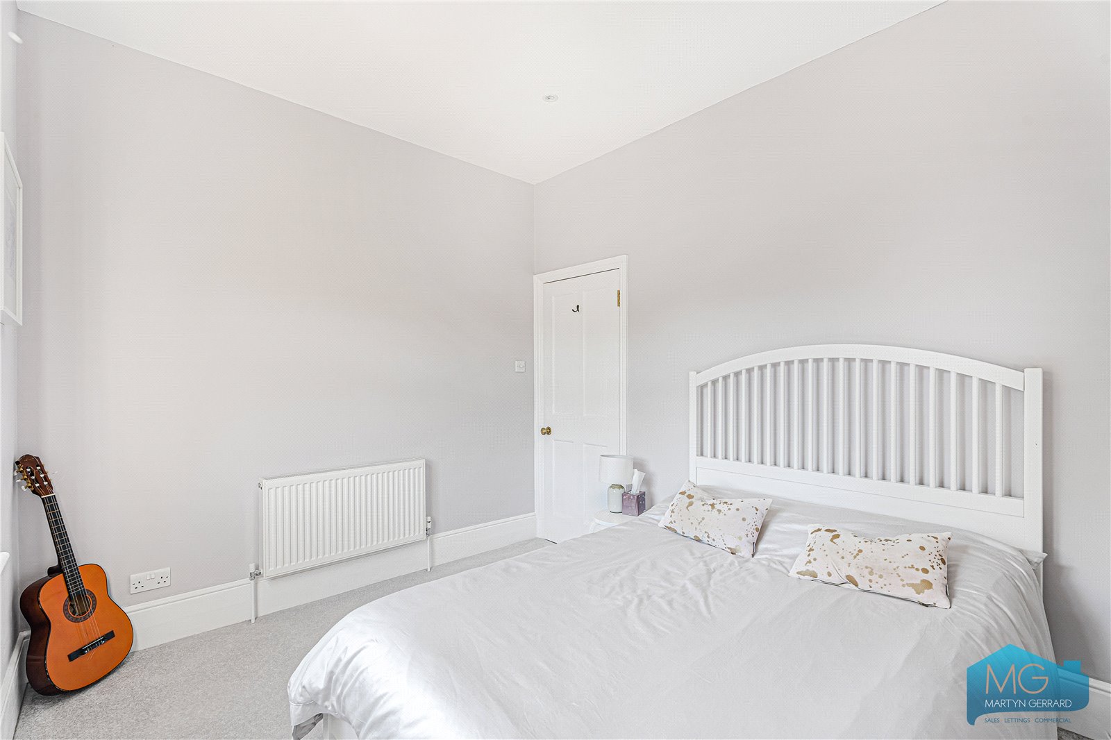 4 bedroom Semi-Detached House for sale - Martyn Gerrard