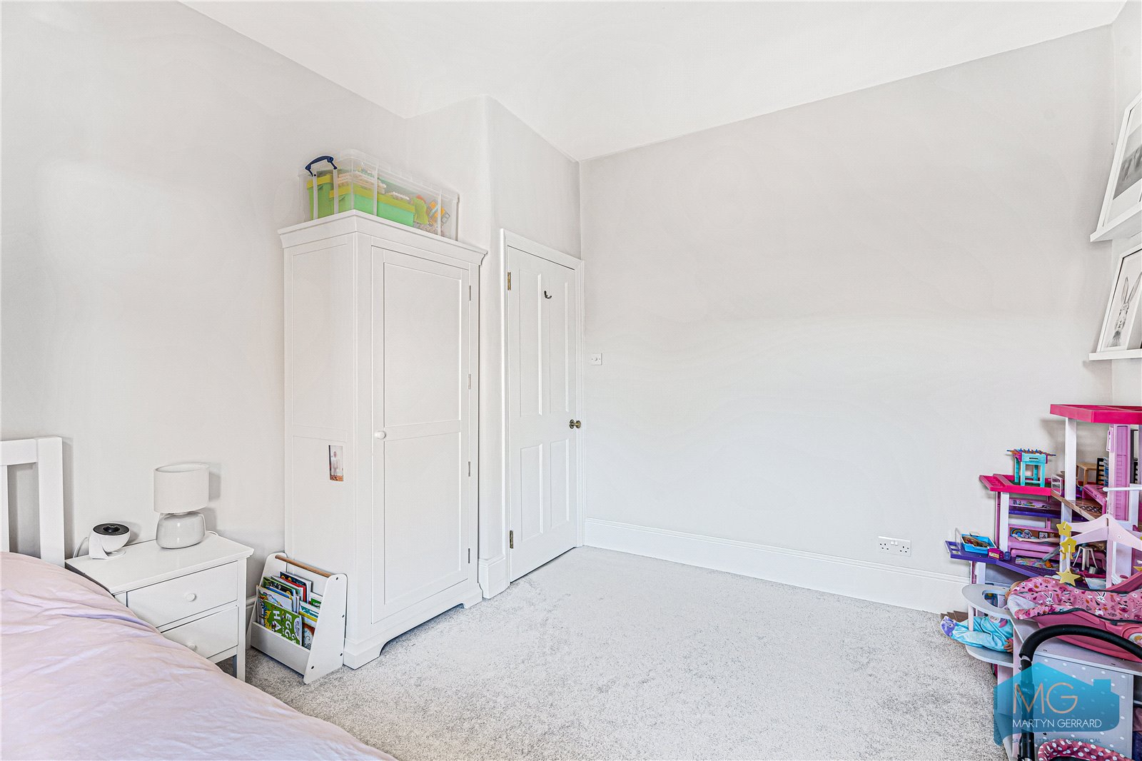 4 bedroom Semi-Detached House for sale - Martyn Gerrard
