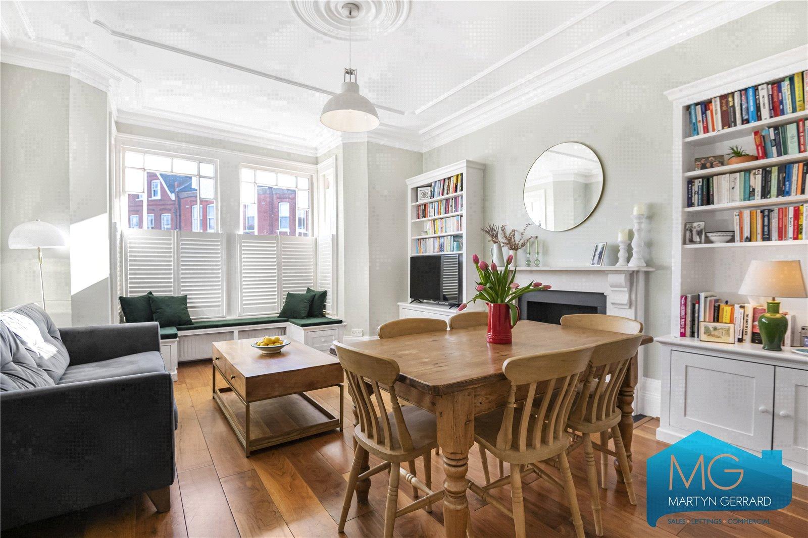 2 bedroom Apartment for sale - Martyn Gerrard