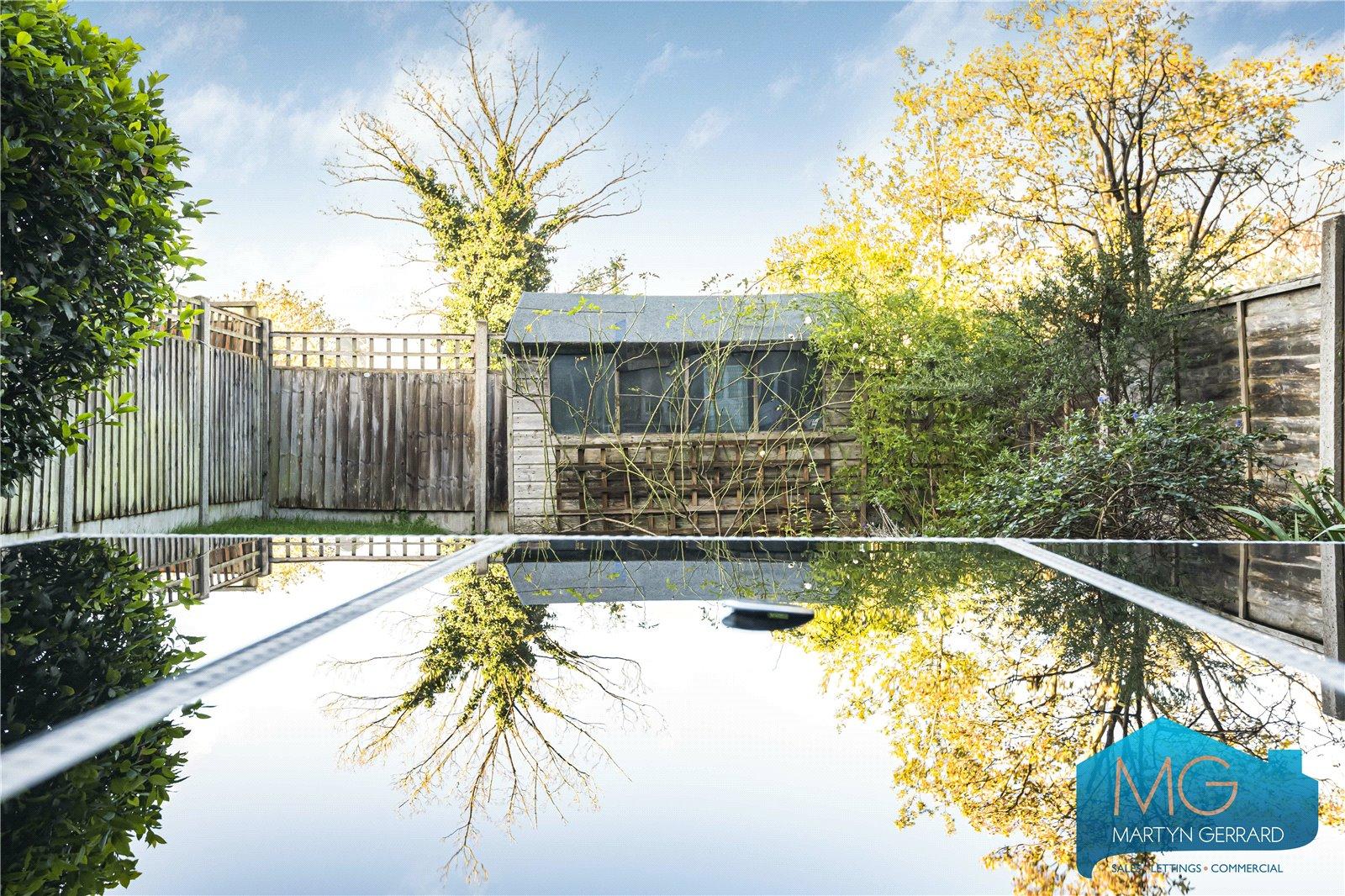 2 bedroom Apartment for sale - Martyn Gerrard