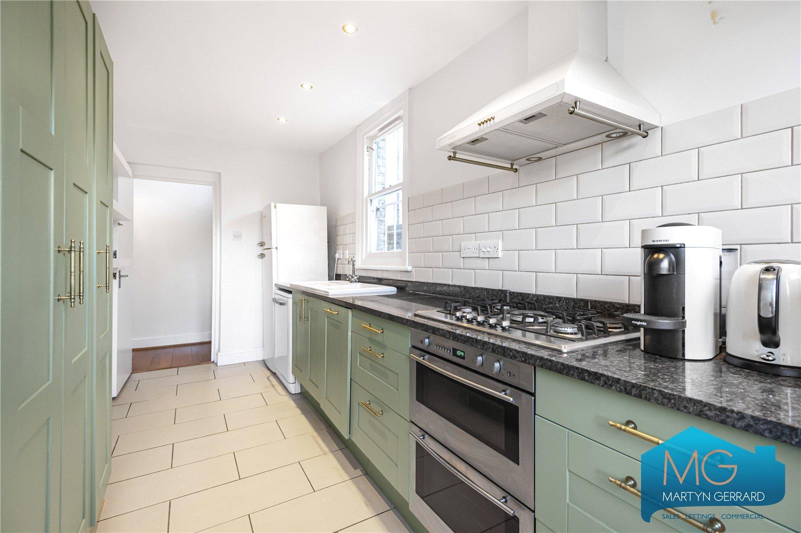 2 bedroom Apartment for sale - Martyn Gerrard