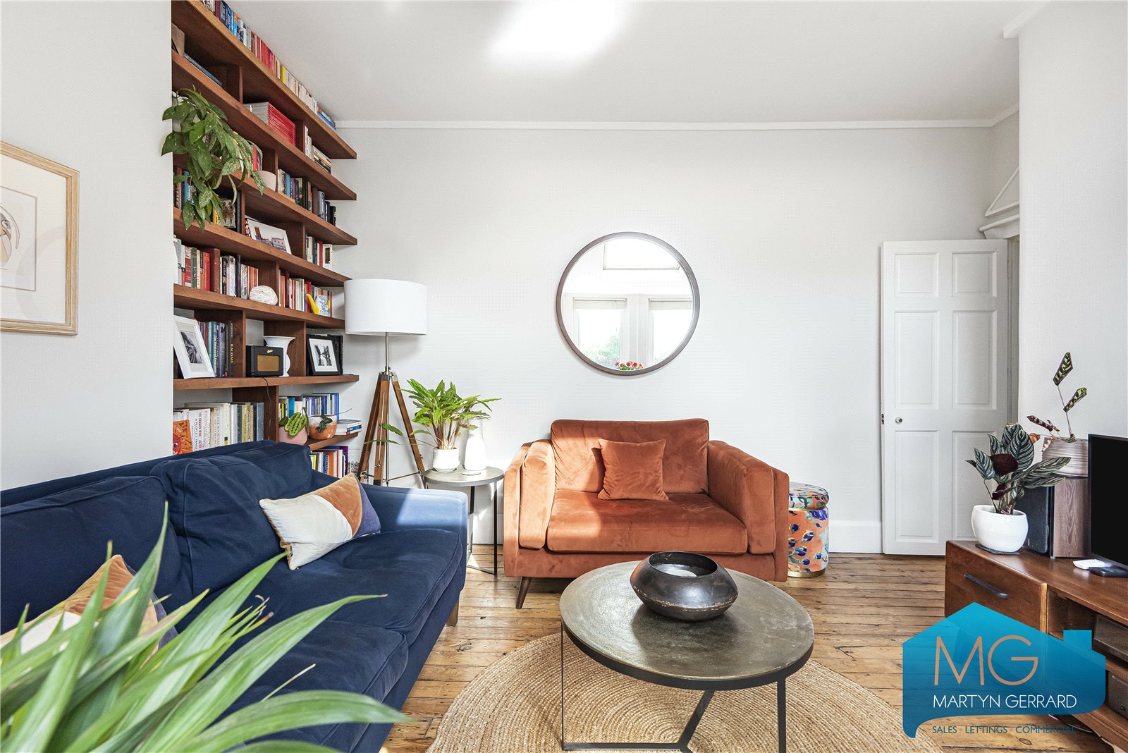 Hillfield Avenue, Crouch End, London, N8+  - Martyn Gerrard
