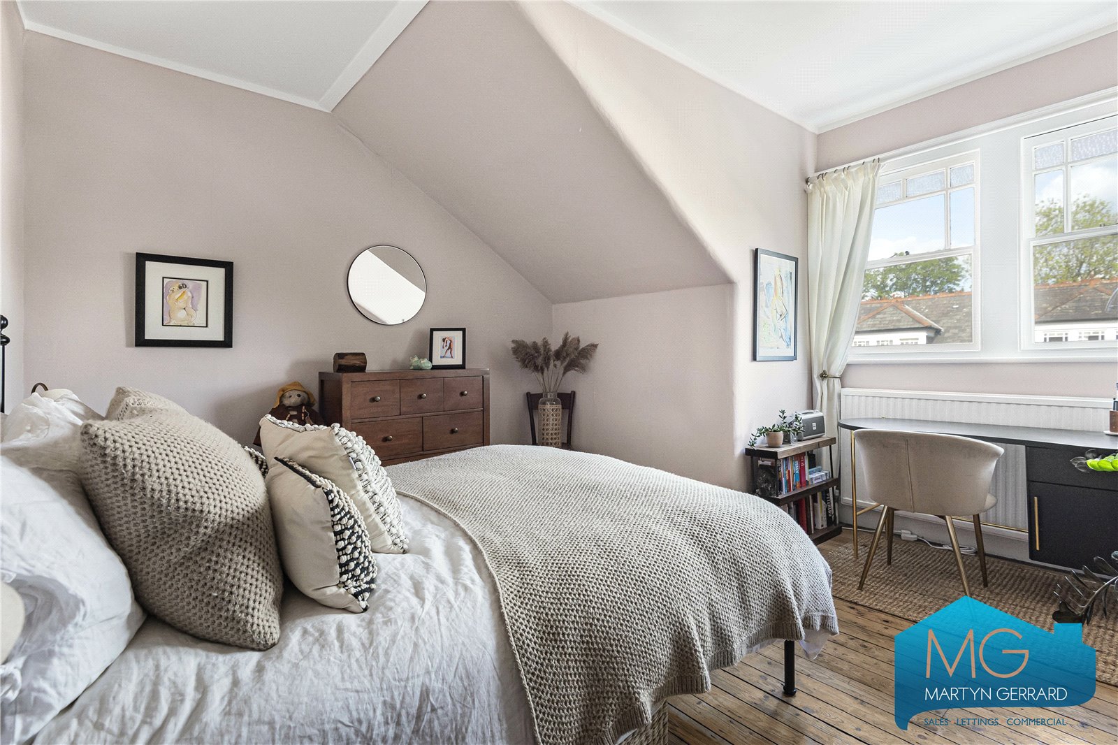 1 bedroom Apartment for sale - Martyn Gerrard