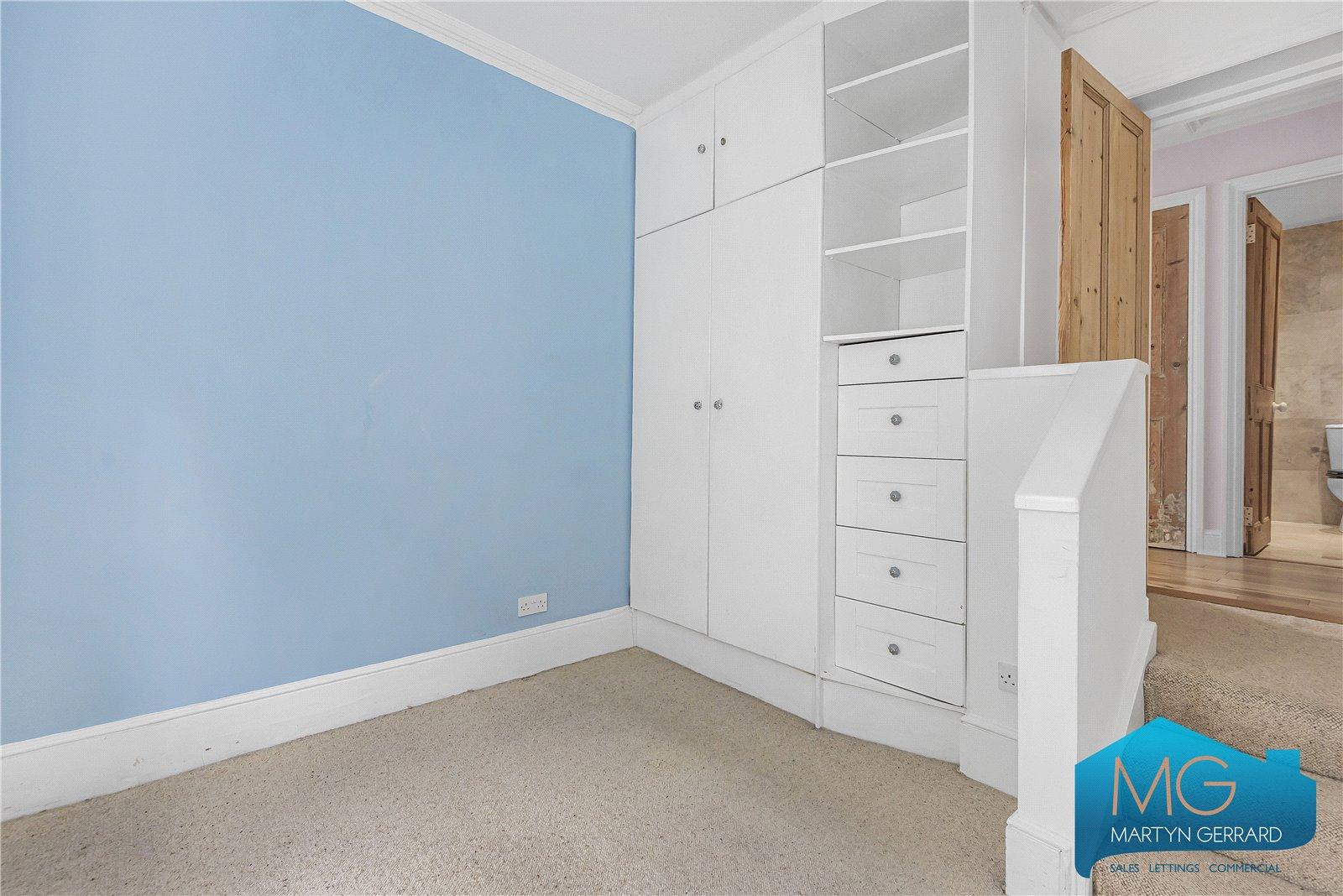 2 bedroom Apartment for sale - Martyn Gerrard