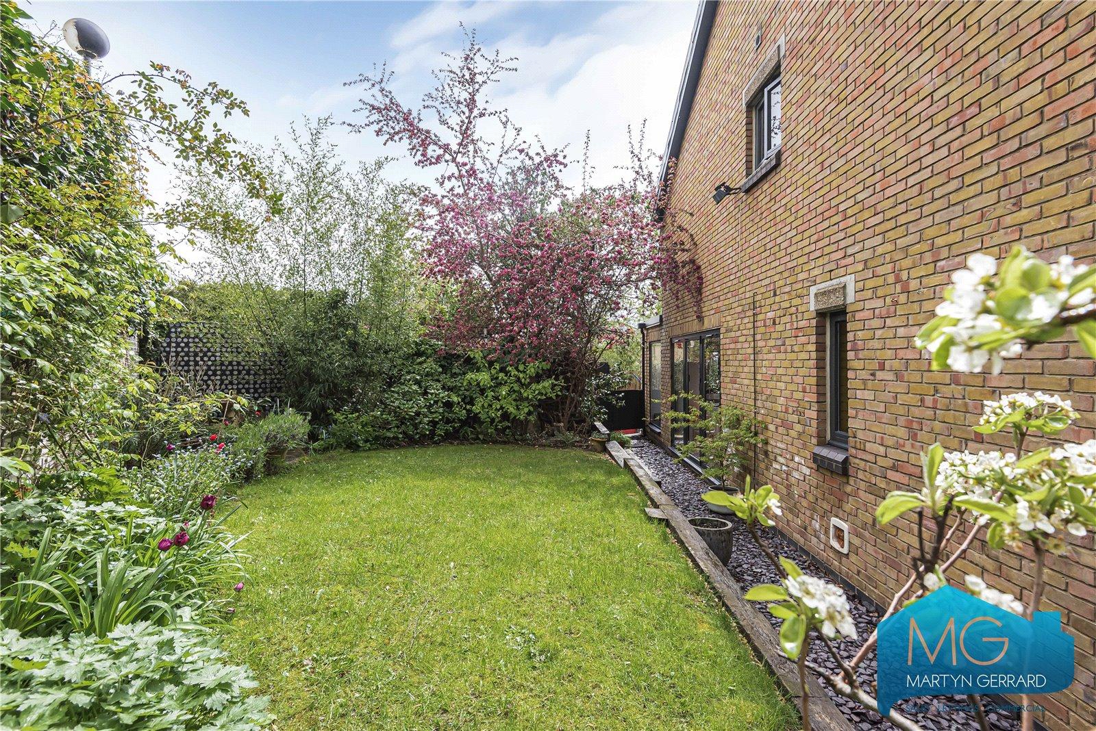 4 bedroom House for sale - Martyn Gerrard