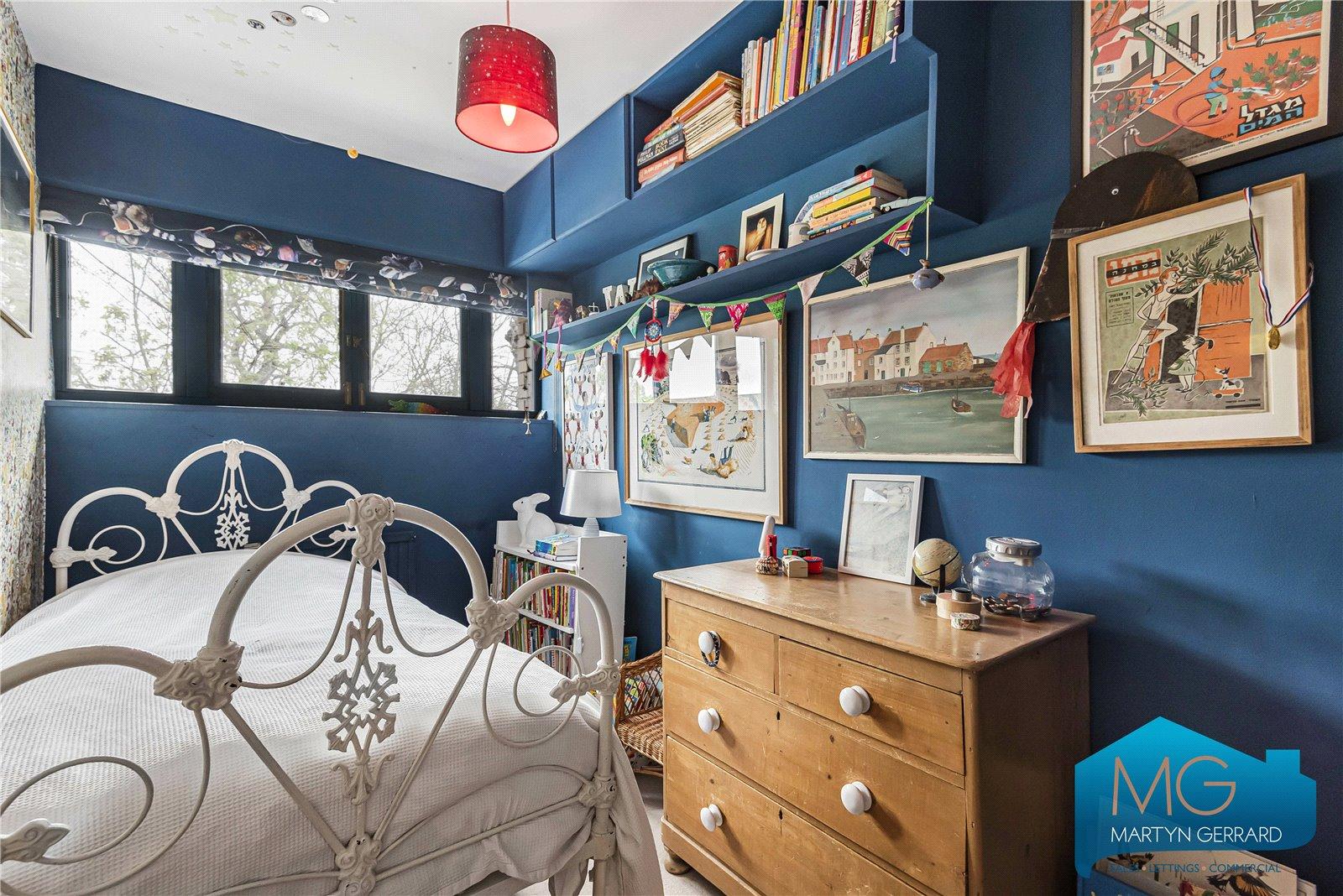 4 bedroom House for sale - Martyn Gerrard