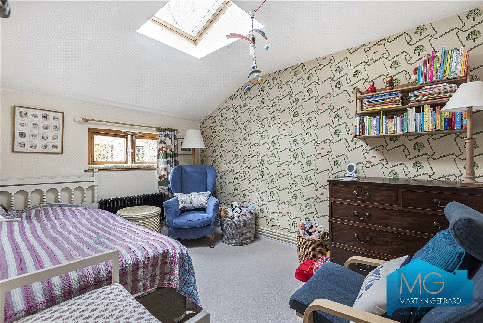 4 bedroom House for sale - Martyn Gerrard