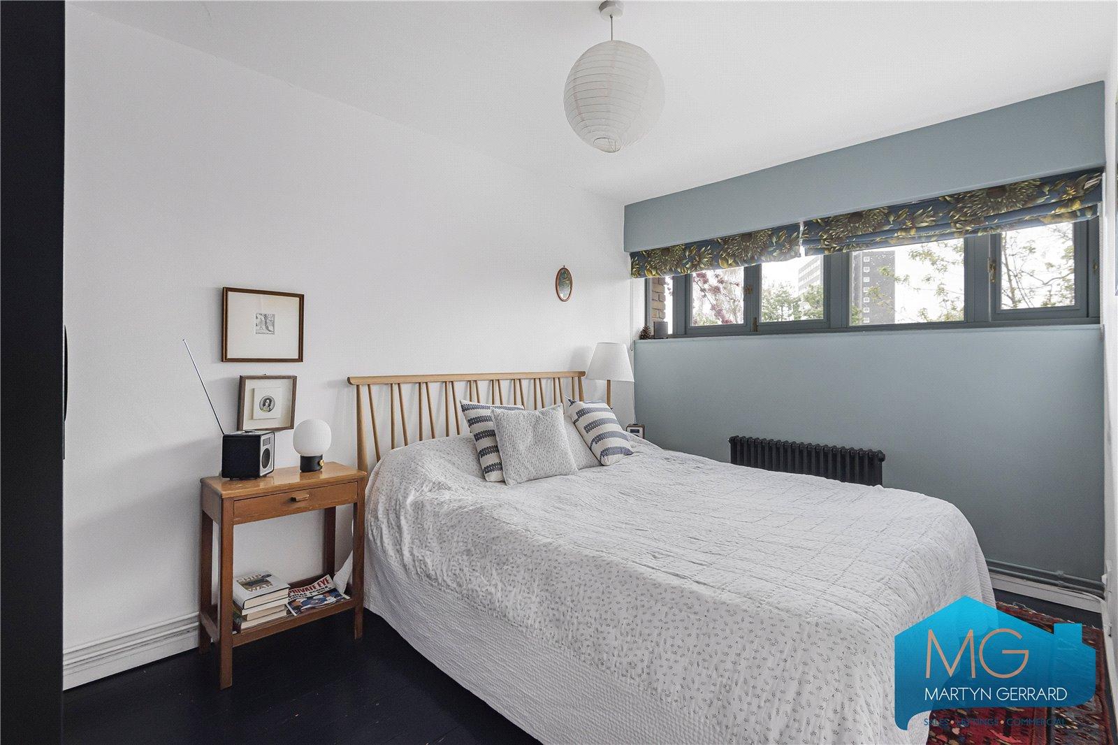 4 bedroom House for sale - Martyn Gerrard