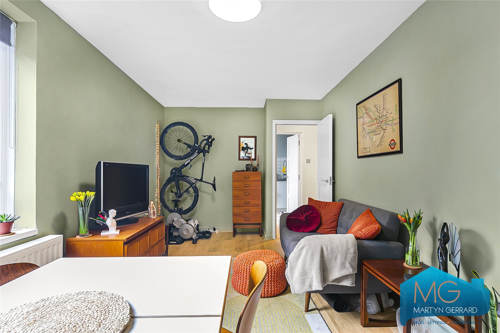 Haslemere Road, Crouch End, London, N8+  - Martyn Gerrard