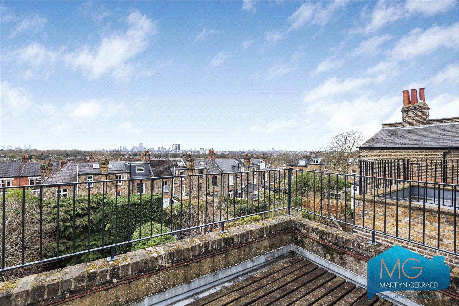 5 bedroom End of Terrace House for sale - Martyn Gerrard