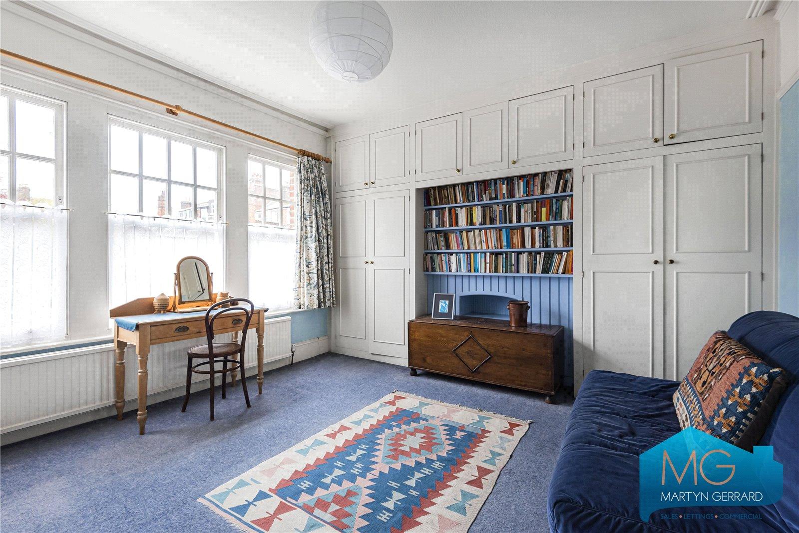5 bedroom End of Terrace House for sale - Martyn Gerrard