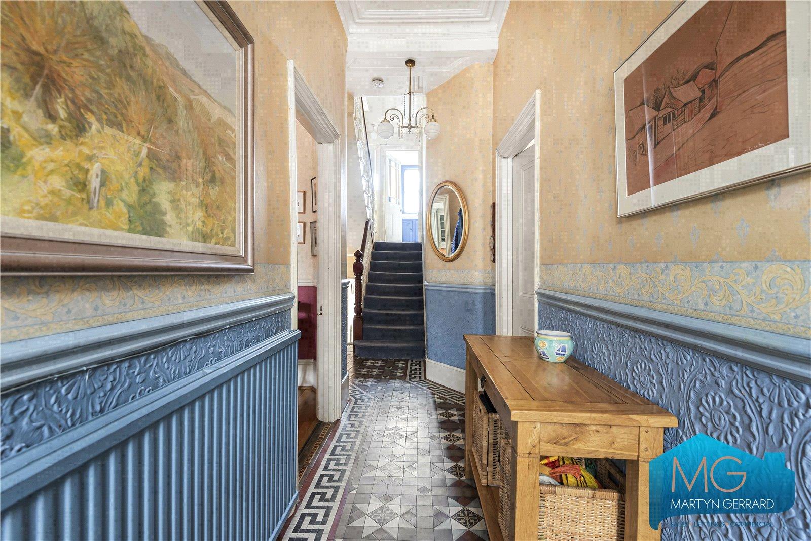 5 bedroom End of Terrace House for sale - Martyn Gerrard