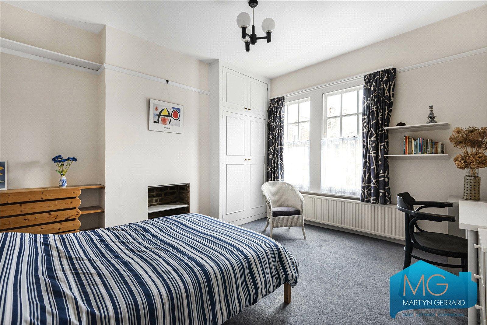 5 bedroom End of Terrace House for sale - Martyn Gerrard