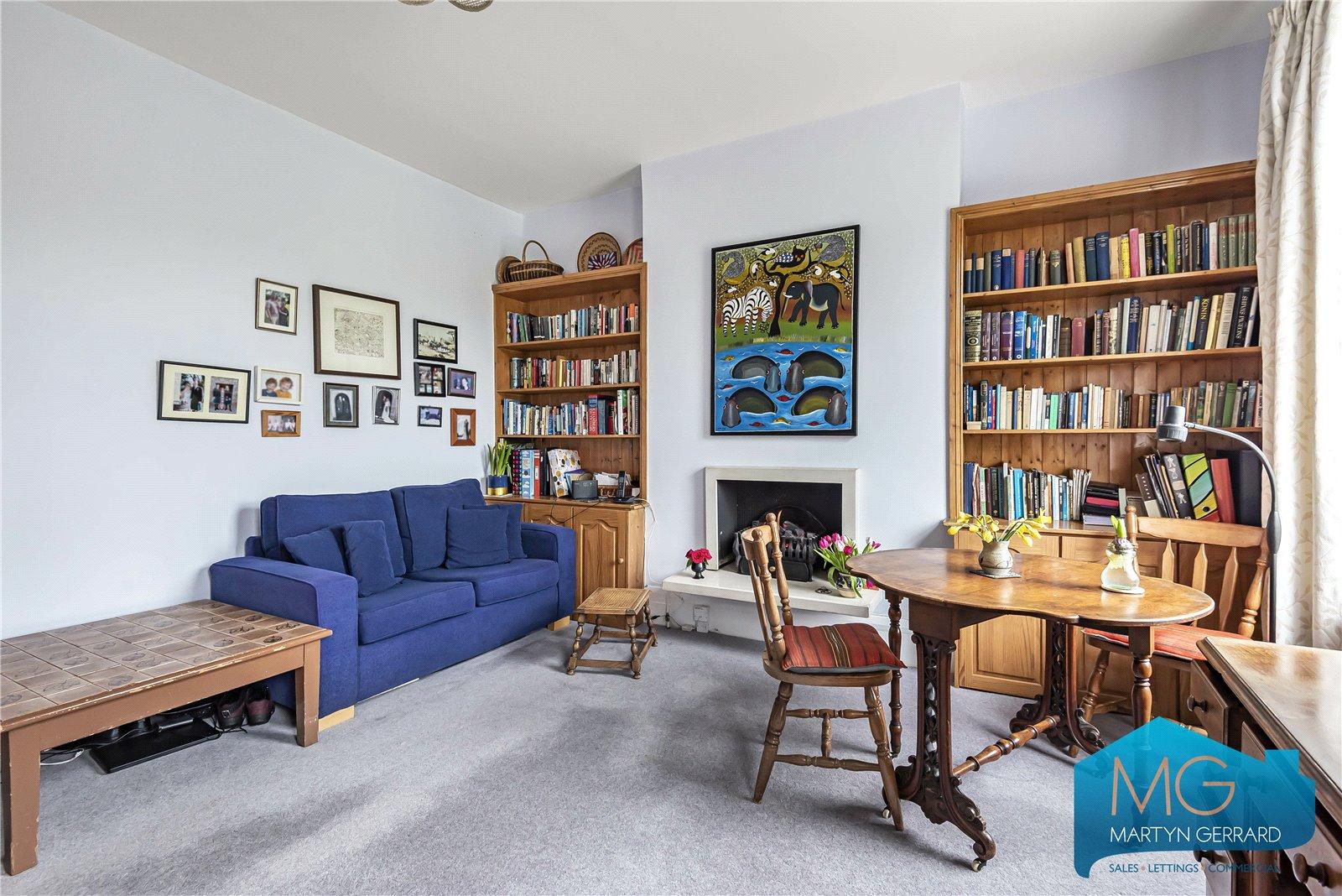 2 bedroom Apartment for sale - Martyn Gerrard