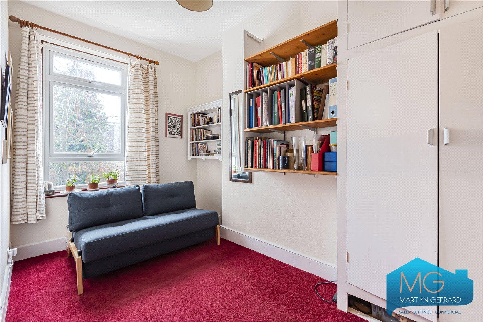 2 bedroom Apartment for sale - Martyn Gerrard