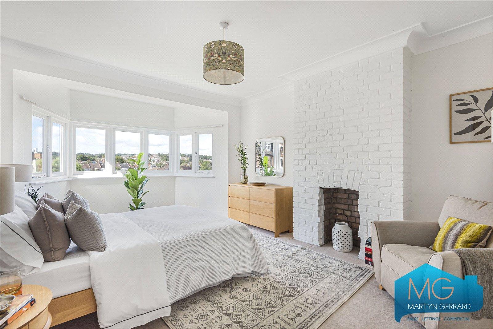 5 bedroom End of Terrace House for sale - Martyn Gerrard