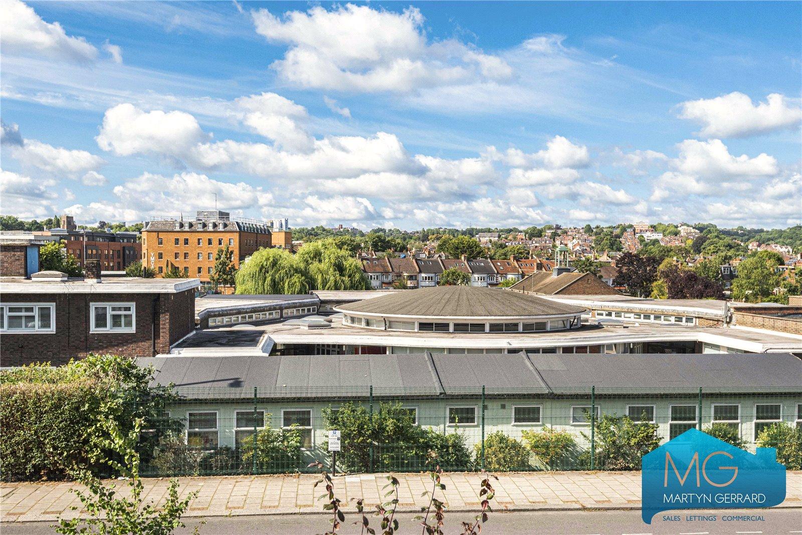 5 bedroom End of Terrace House for sale - Martyn Gerrard