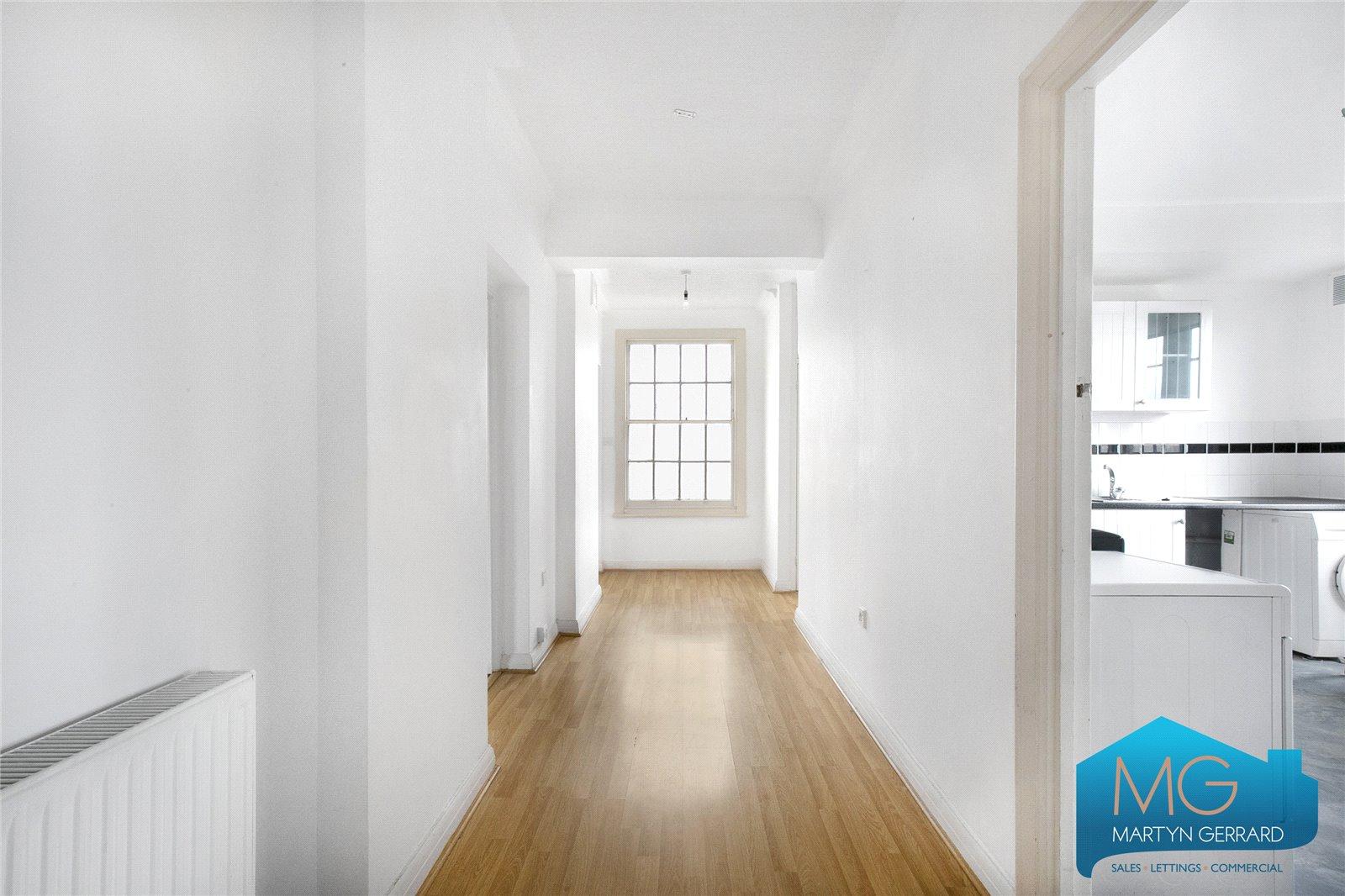 2 bedroom Apartment for sale - Martyn Gerrard