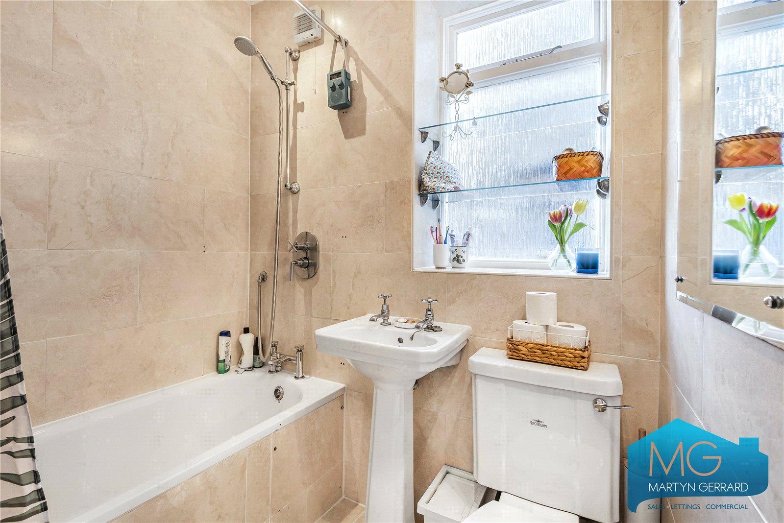 3 bedroom Apartment for sale - Martyn Gerrard