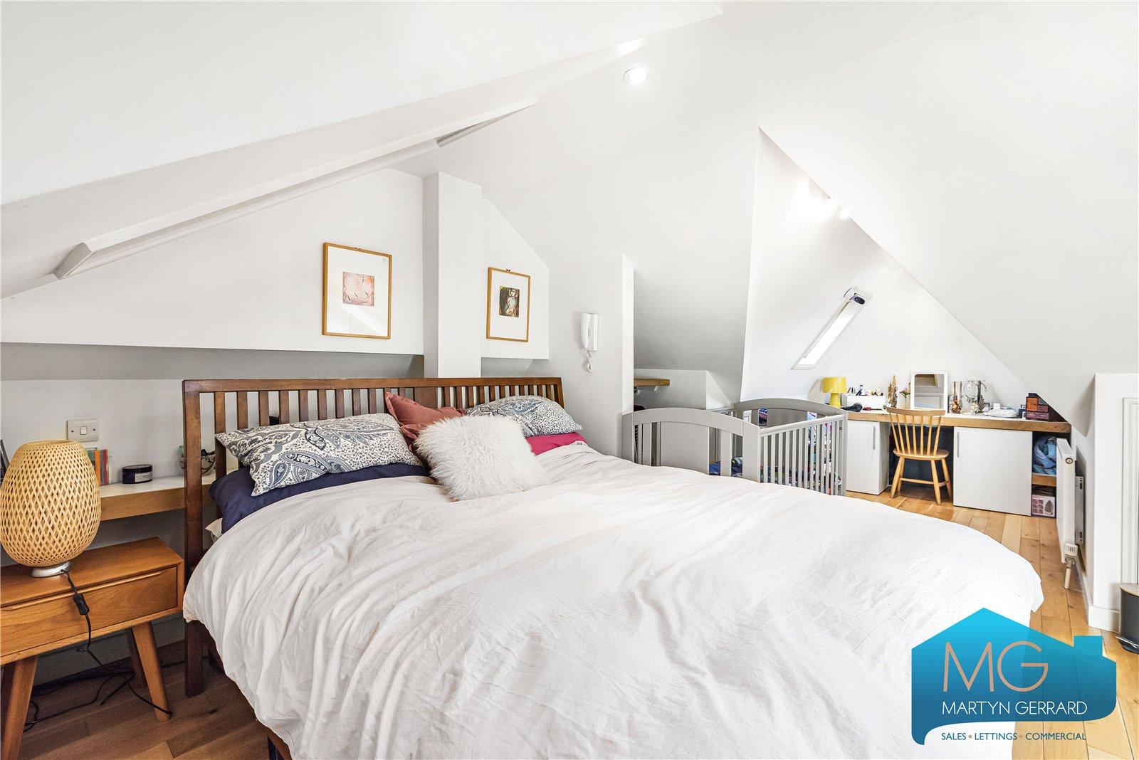 3 bedroom Apartment for sale - Martyn Gerrard