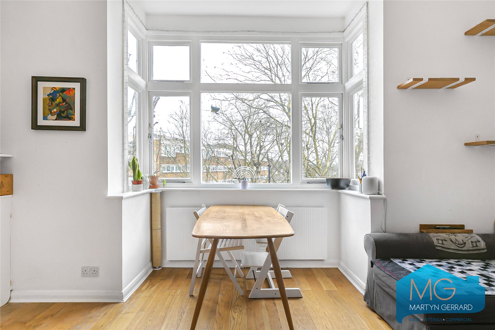 2 bedroom Apartment for sale - Martyn Gerrard