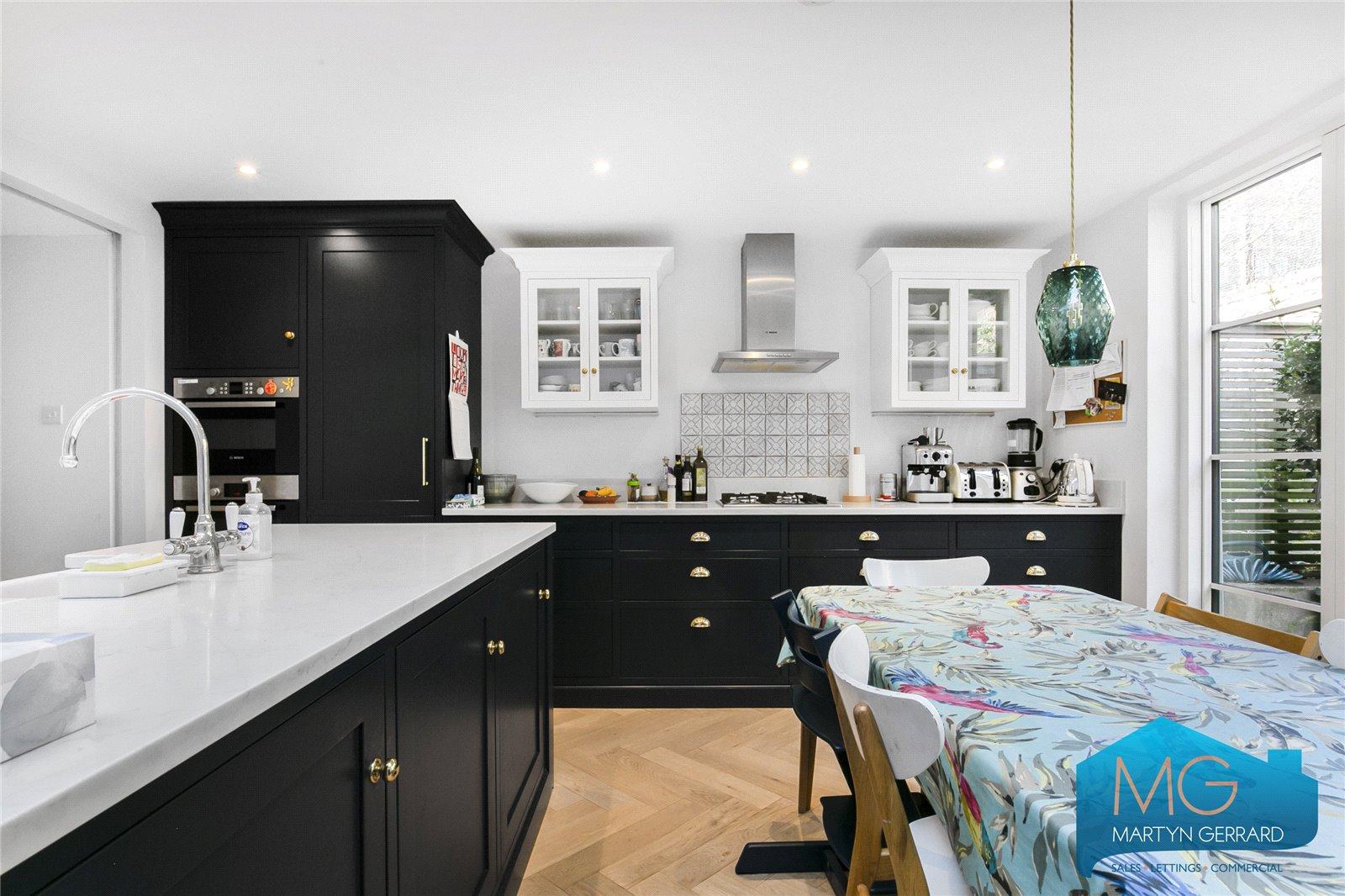 4 bedroom House for sale - Martyn Gerrard