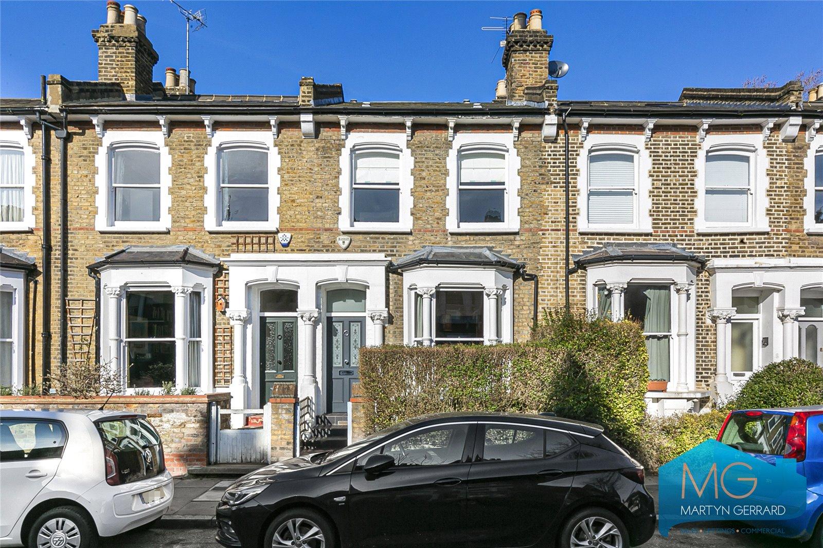 4 bedroom House for sale - Martyn Gerrard
