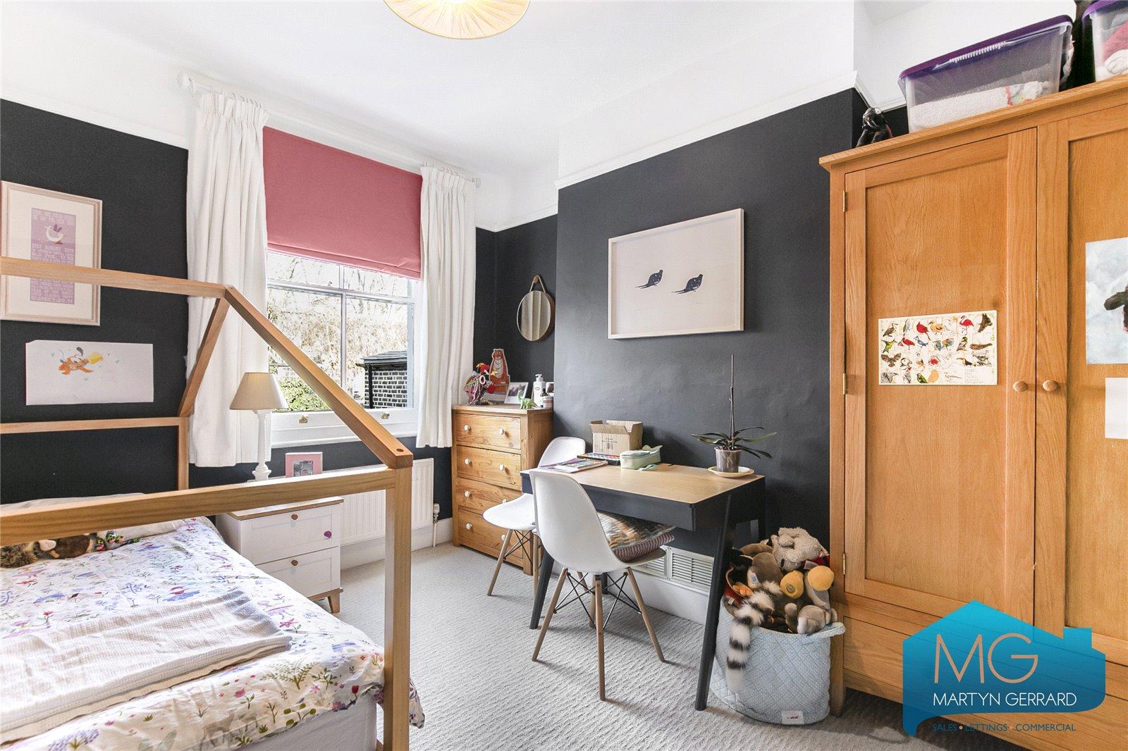 4 bedroom House for sale - Martyn Gerrard
