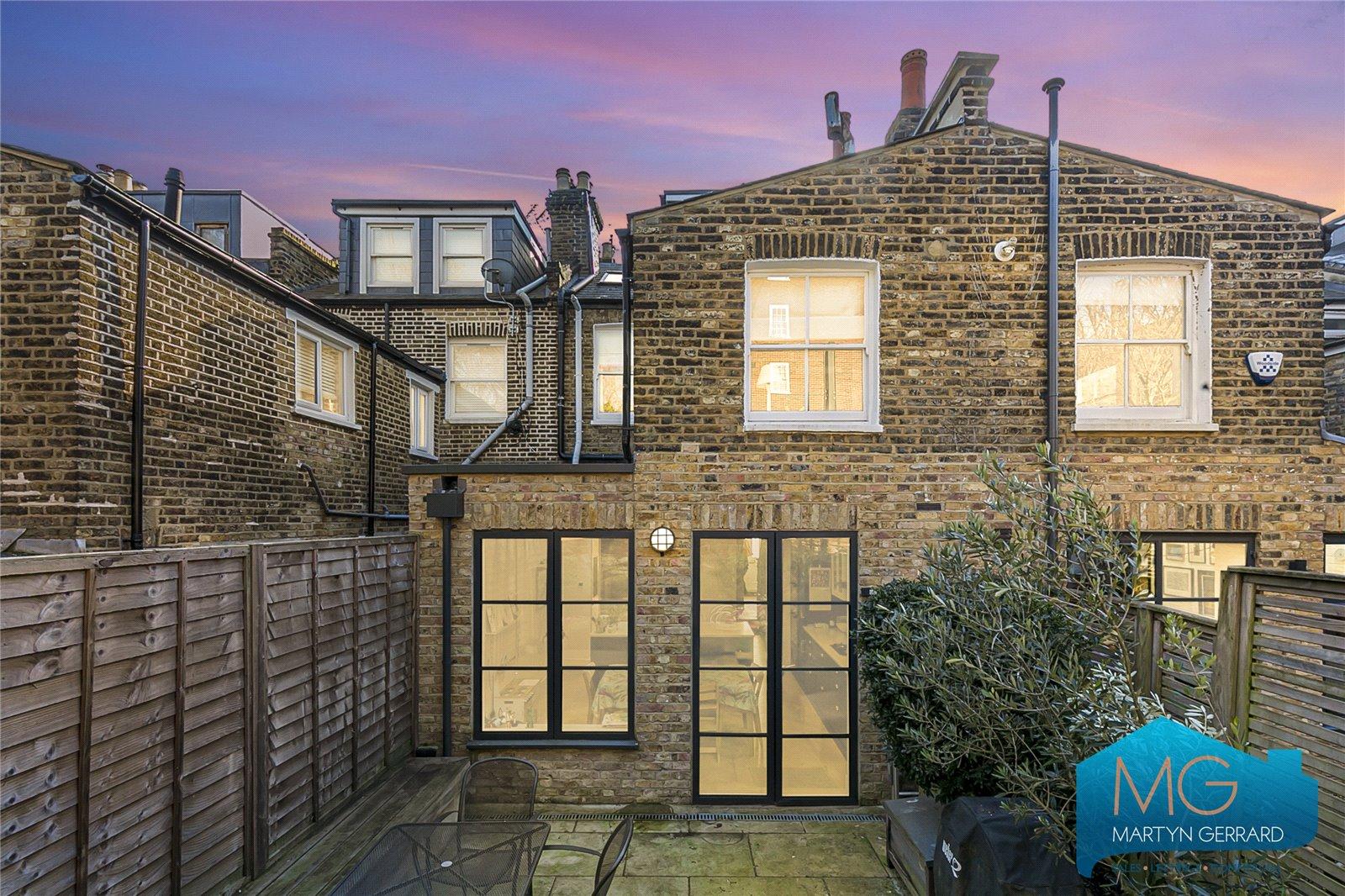 4 bedroom House for sale - Martyn Gerrard