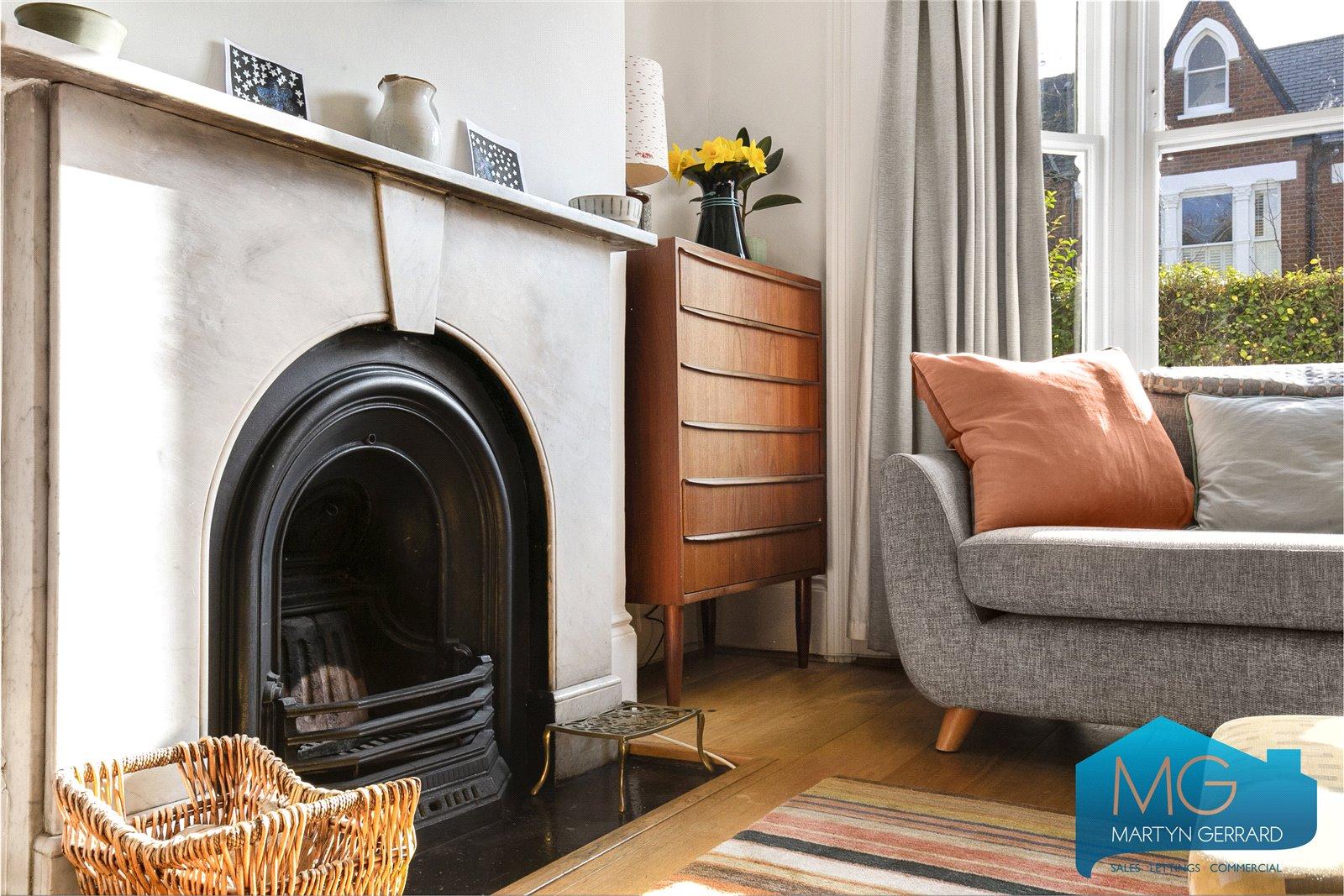 4 bedroom House for sale - Martyn Gerrard