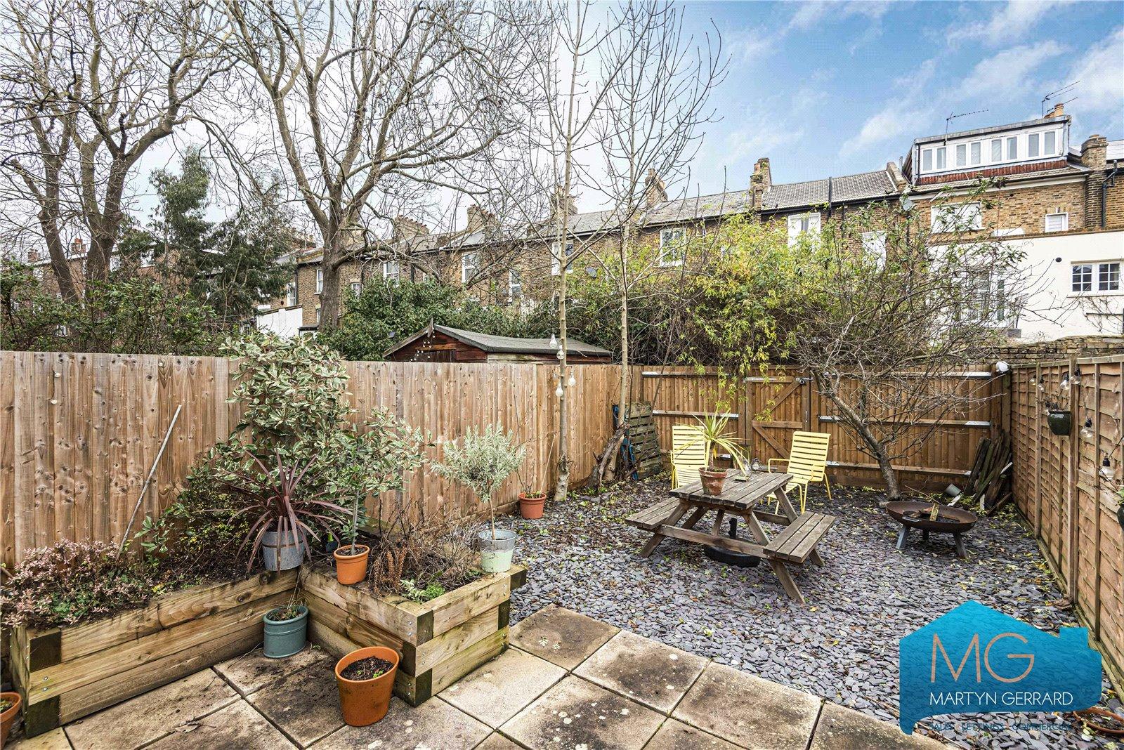 3 bedroom Apartment for sale - Martyn Gerrard