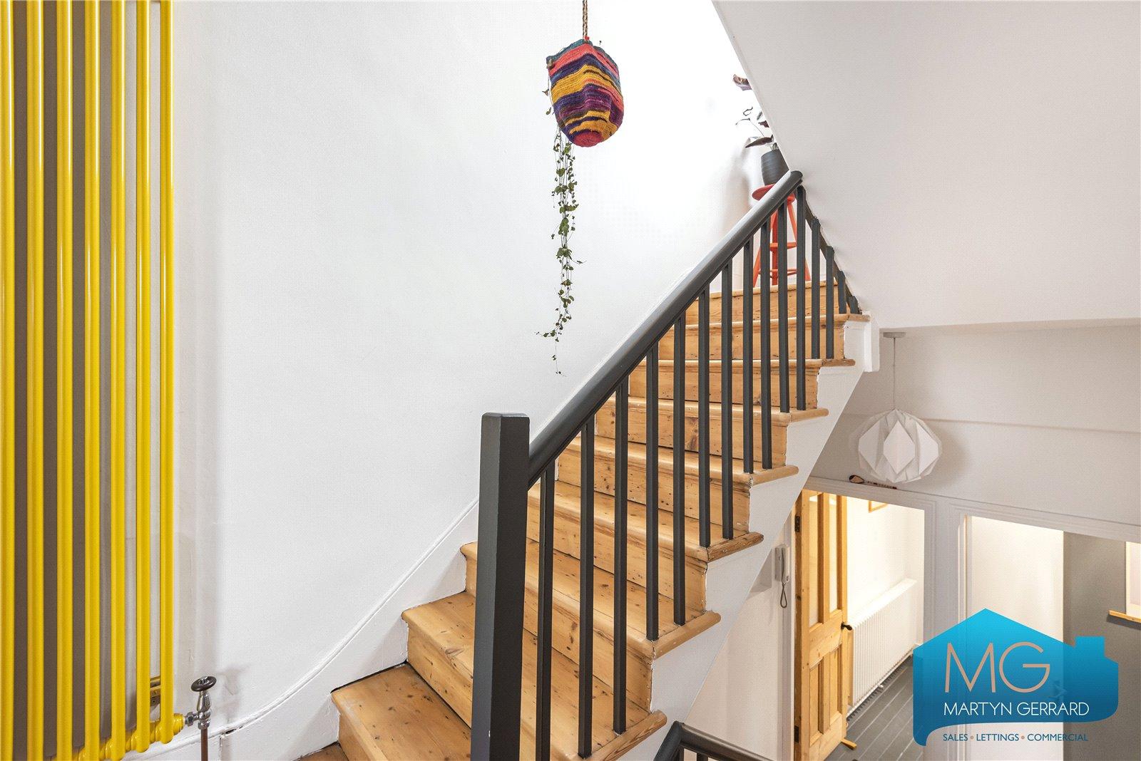 3 bedroom Apartment for sale - Martyn Gerrard