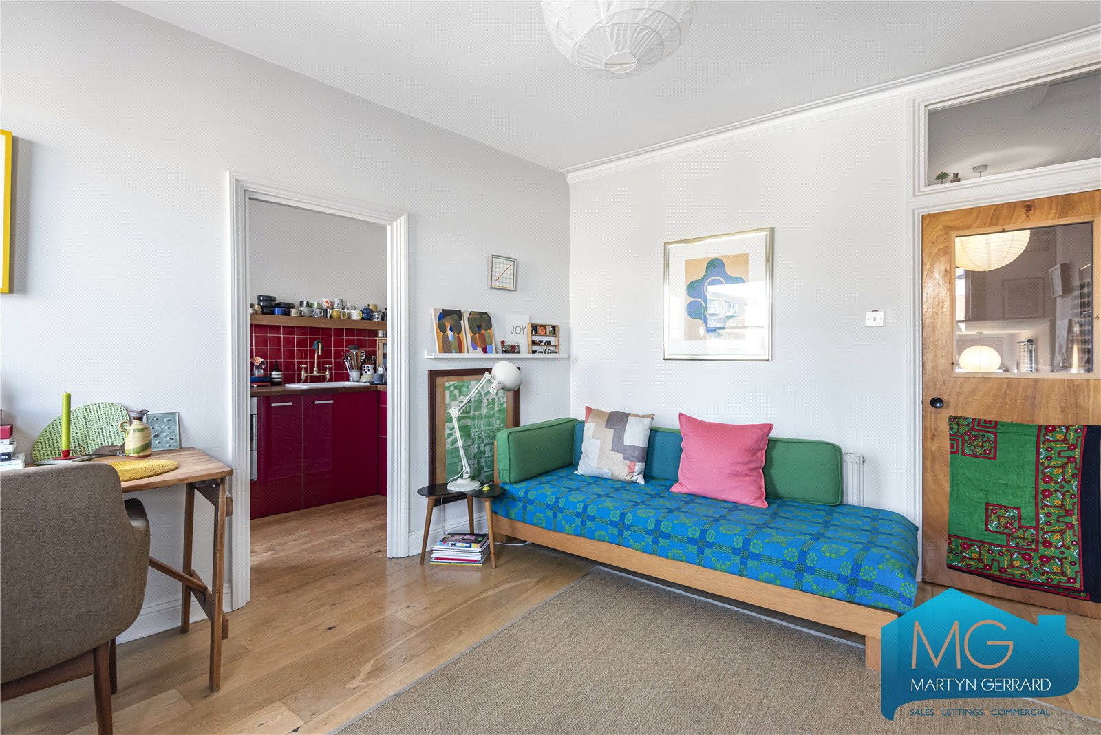 2 bedroom Apartment for sale - Martyn Gerrard