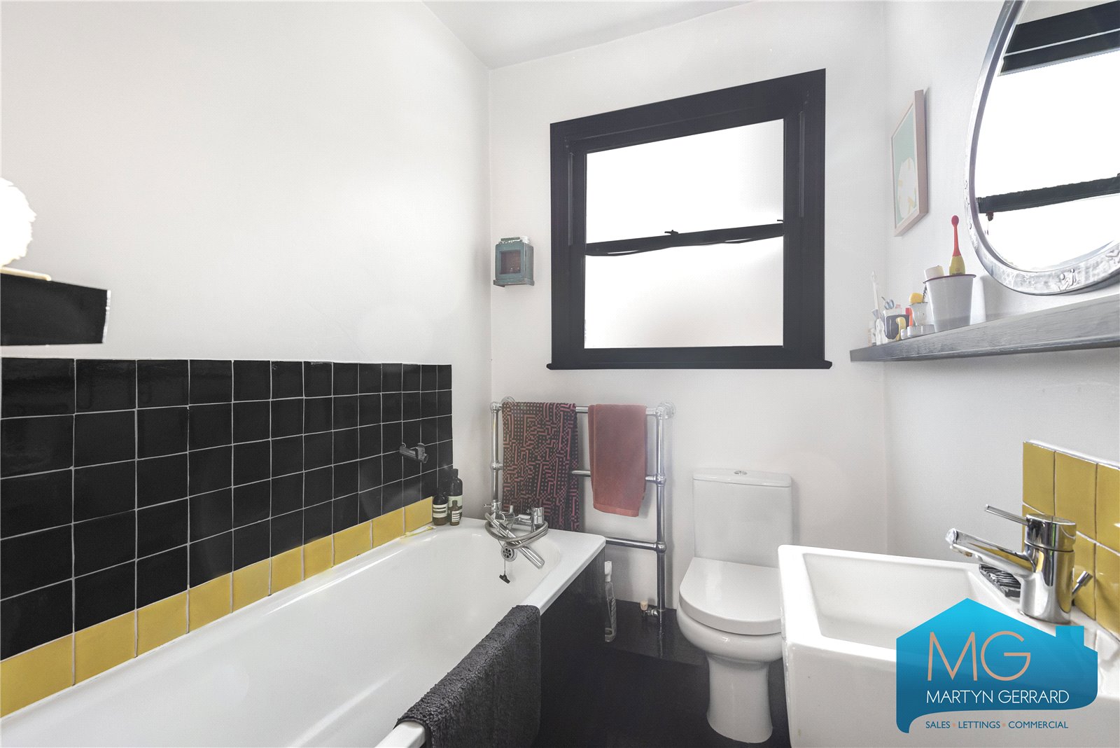 2 bedroom Apartment for sale - Martyn Gerrard