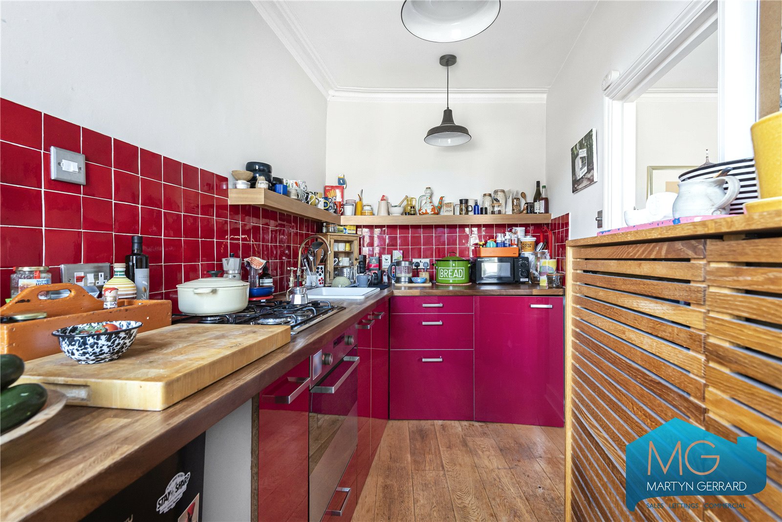 2 bedroom Apartment for sale - Martyn Gerrard