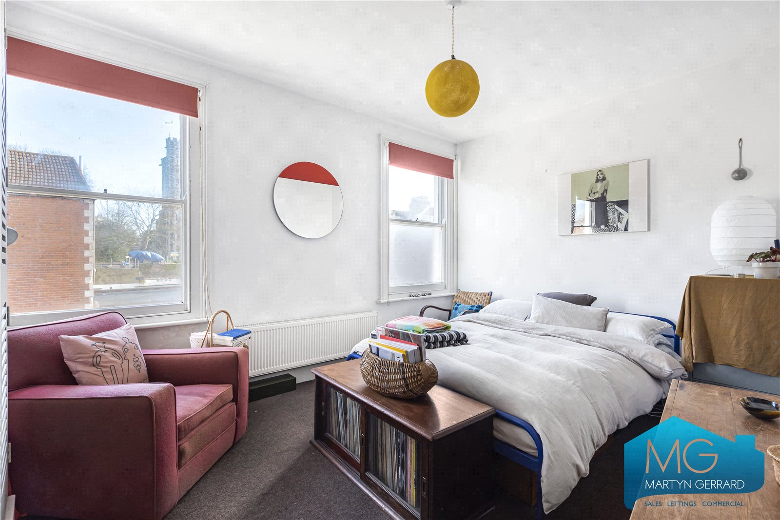 2 bedroom Apartment for sale - Martyn Gerrard