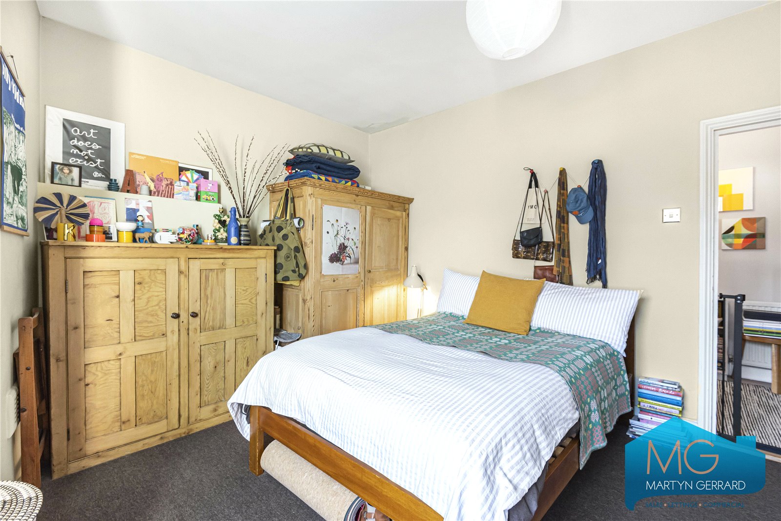 2 bedroom Apartment for sale - Martyn Gerrard