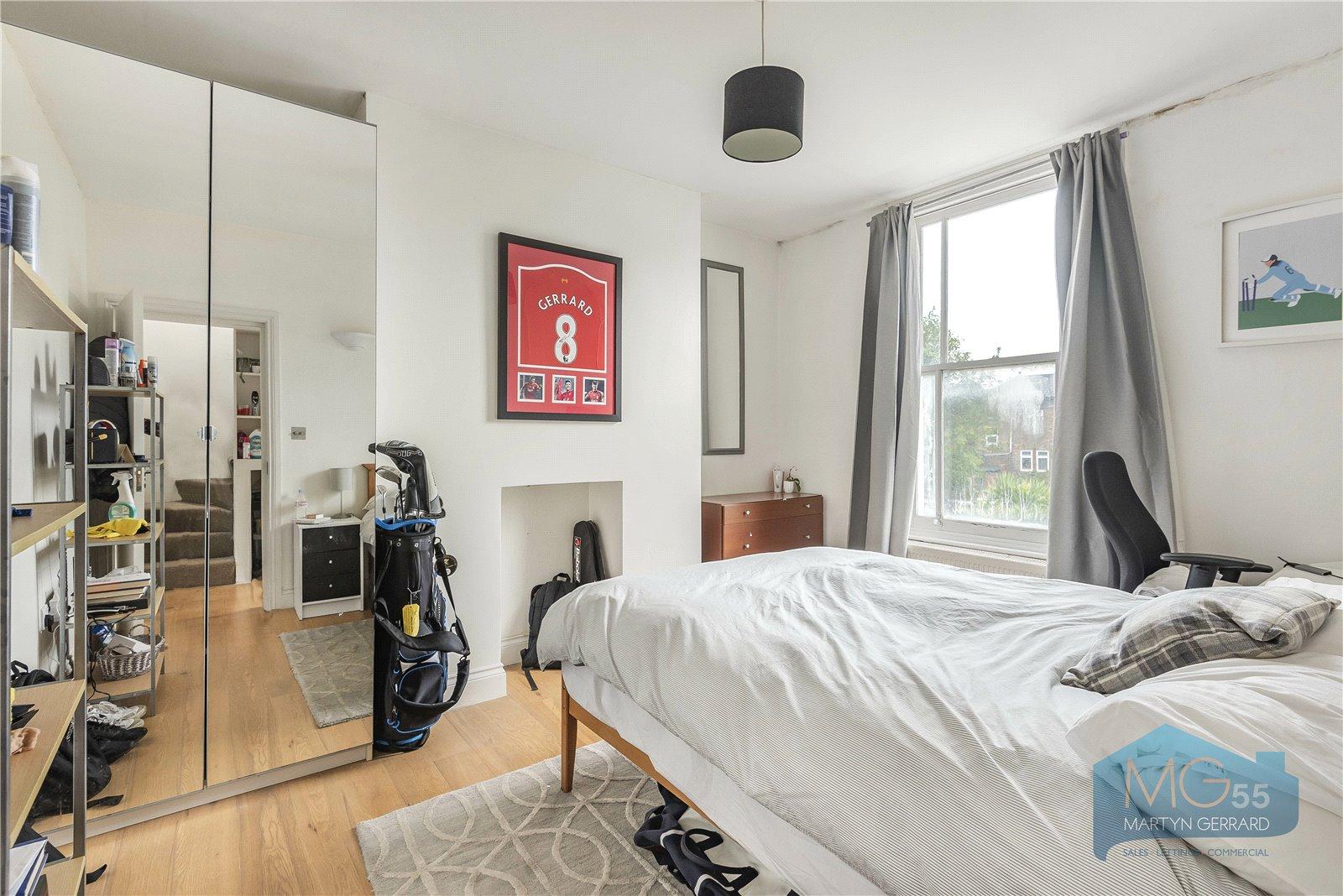 3 bedroom Apartment for sale - Martyn Gerrard