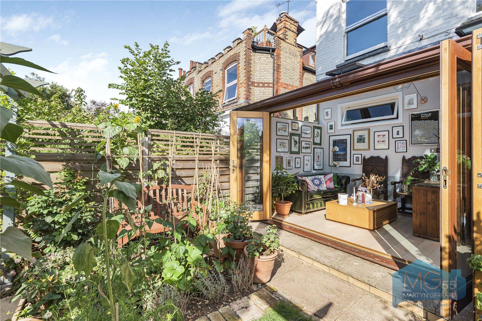 1 bedroom Ground Floor Flat for sale - Martyn Gerrard